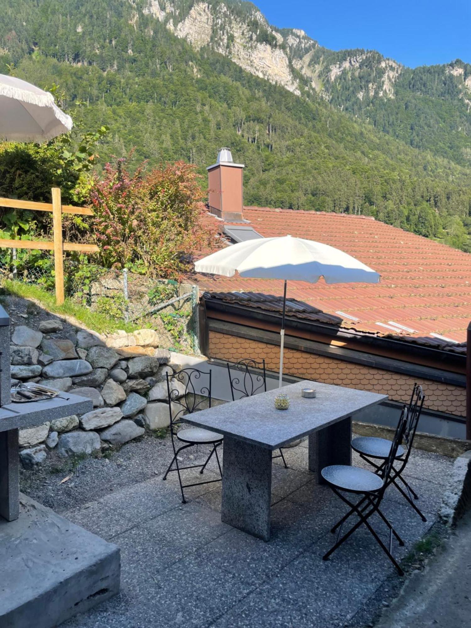 Charming Alpine Retreat By Apartments Capricorn Gsteigwiler ภายนอก รูปภาพ